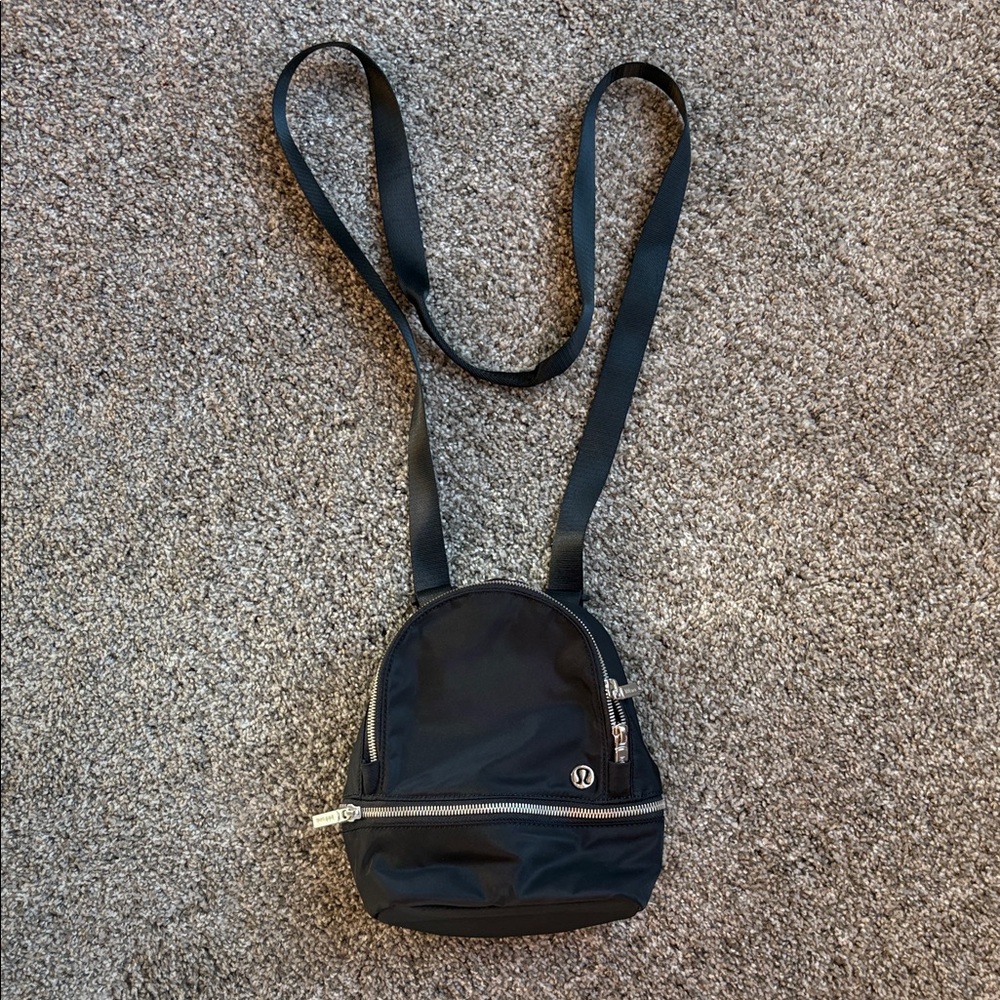 Lululemon Mini City Adventure Backpack Black NWOT 5L